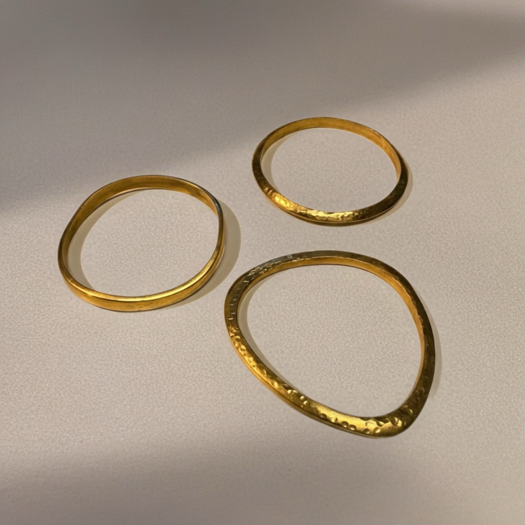 ETYANG’ DUARA FORMED BANGLE