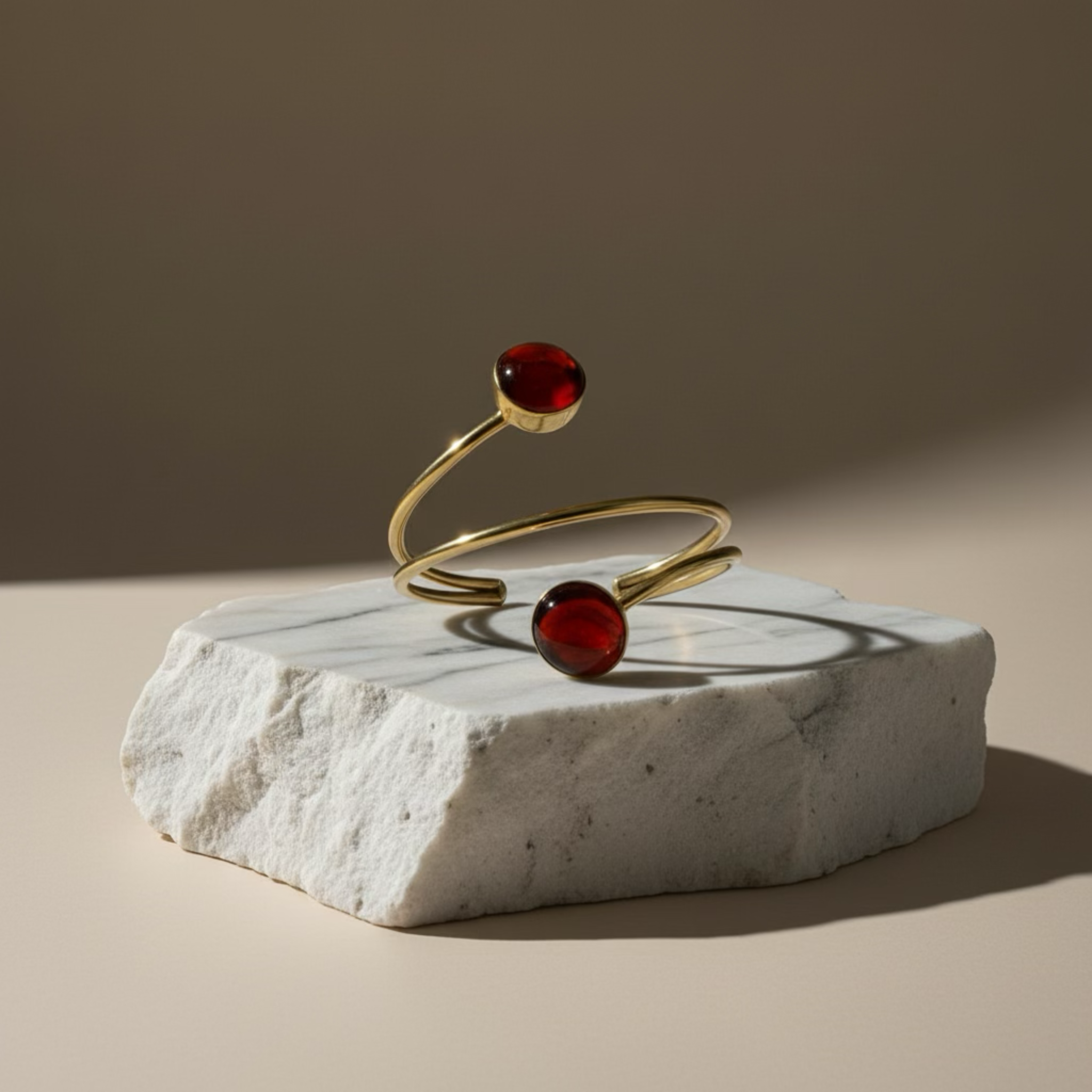 ETYANG’ KITO DUAL STONE CUFF