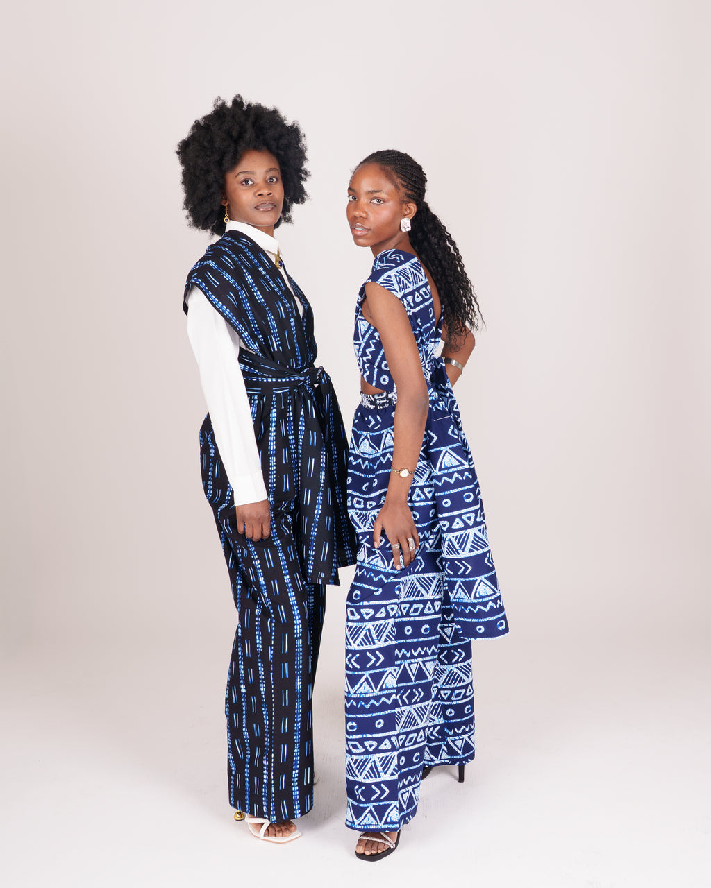 ST63 GEO INFINITY JUMPSUIT
